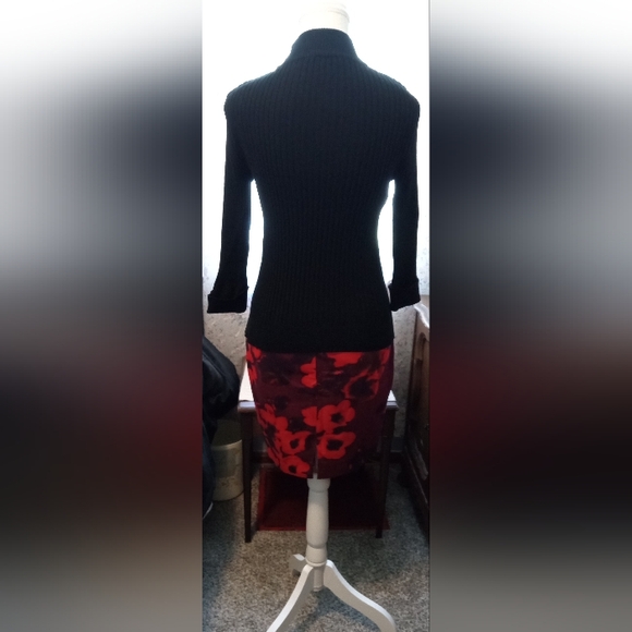 🌞Zara Red Floral Pencil Skirt - Picture 5 of 8